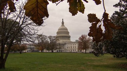 بعد شهر من الانتخابات.. ترامب يواصل الطعن في النتائج