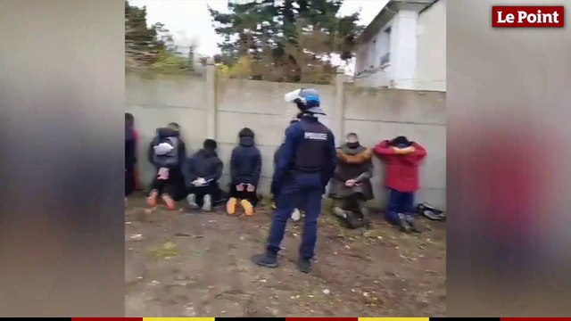 Lycées : l'interpellation musclée de dizaines de jeunes fait polémique