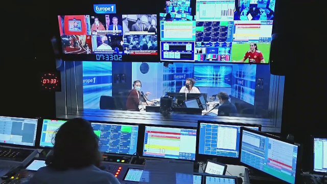 Mort de Valéry Giscard d'Estaing : Chamalières salue son ancien maire, un grand homme