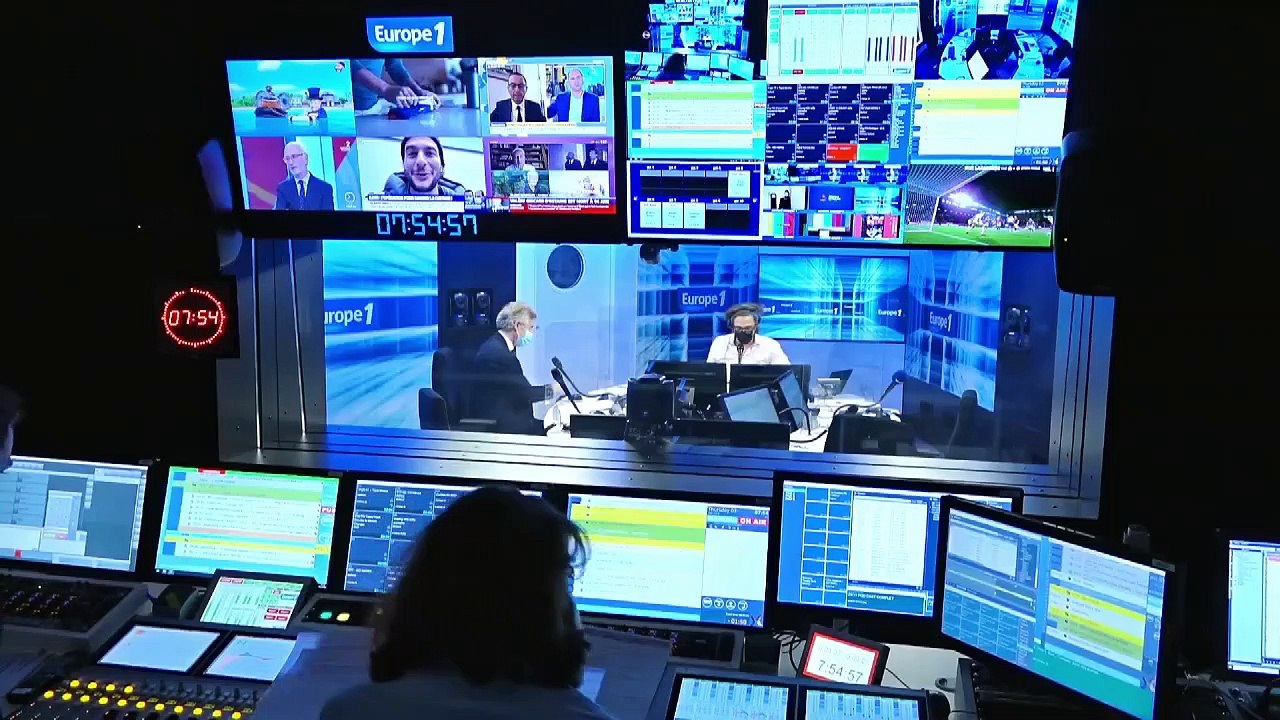 Nicolas Barré : "VGE a créé le couple franco-allemand, c'était mon idole !" (Canteloup)