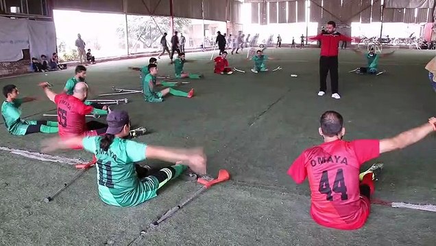 AFRİN - Ampute takımlar dostluk maçı yaptı