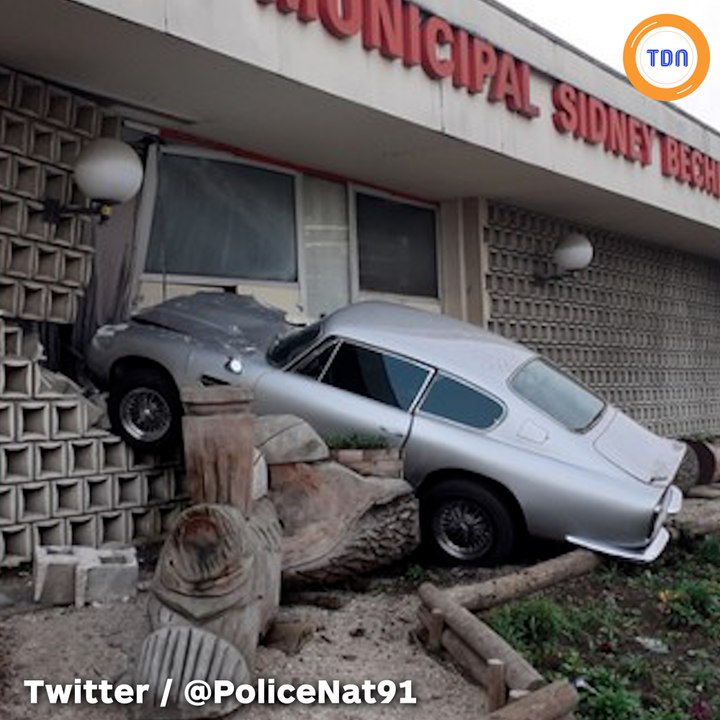 Il fuit la police et détruit sa rarissime Aston Martin DB6 !