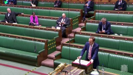 Vacina recorde no Reino Unido é possível "graças ao Brexit"