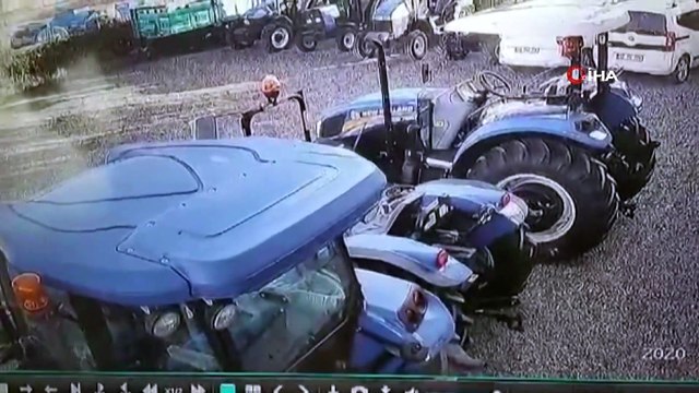 Depremin Merkez Üssünde Panik Anları Güvenlik Kameralarına Yansıdı