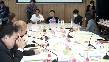 เดือด! เปิดภาพนาที "ไมค์-เพนกวิน" ปะทะ "ปารีณา" กลางวง กมธ.