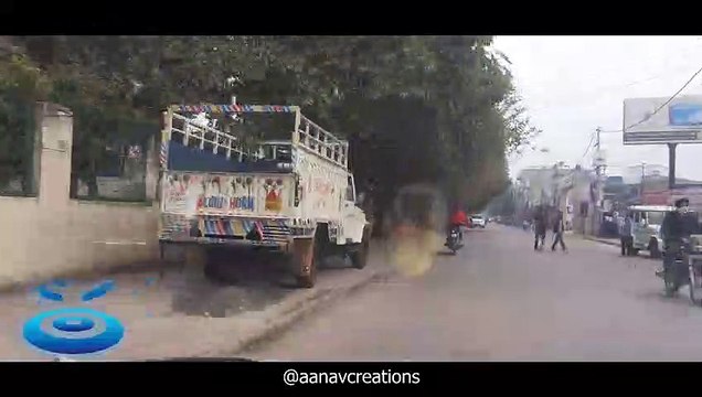 Aaj to hmari gadi laga hi di thi | Aise kon car park karta hai | See the difference between two cars