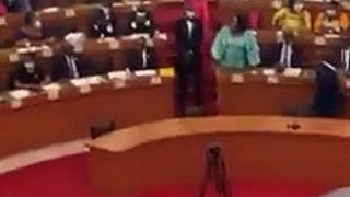 Palabre   à l'assemblée nationale  de Côte d'Ivoire-Le député RHDP de Tingrela, Mme Traoré Mariam:  « on ne va rien libérer ici »