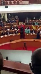 Palabre   à l'assemblée nationale  de Côte d'Ivoire-Le député RHDP de Tingrela, Mme Traoré Mariam:  « on ne va rien libérer ici »