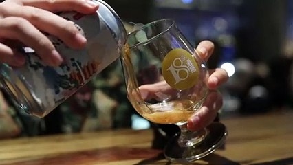 Wuhan conta epidemia em uma lata de cerveja