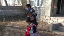 Fiziksel Engelli Sadullah Çabaş, 3 Çocuğuna Hem Annelik Hem Babalık Yapıyor