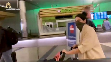 ¡Aislinn Derbez ya deja que su nuevo galán conviva con su hija! Tenemos las imágenes. | Ventaneando