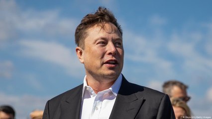 إيلون ماسك: مؤسس تيسلا ومثال يحتذى