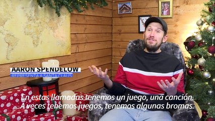 Santa Claus recibe videollamadas siguiendo las reglas de la pandemia