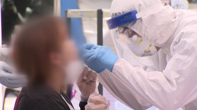 [뉴스라이브] 신규 확진자 600명 넘어...수도권 3차 대유행 현실화 / YTN