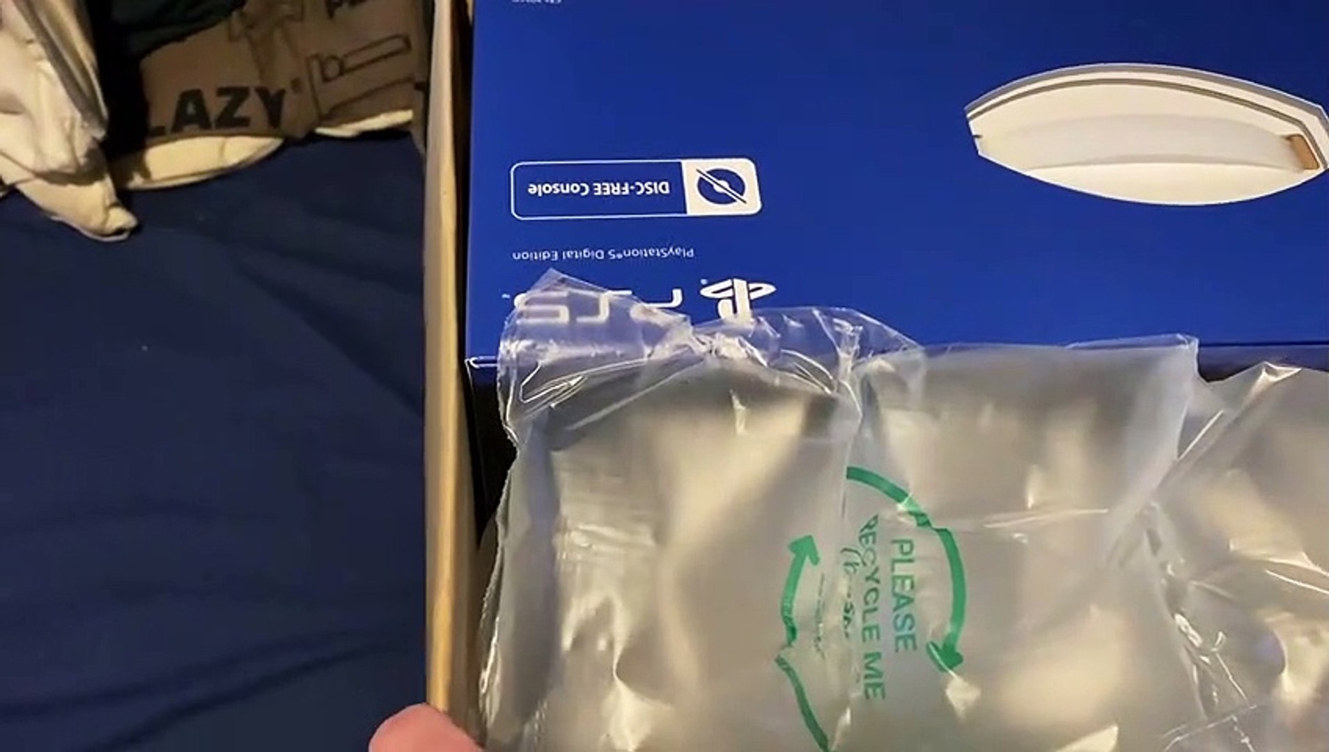 ⁣ps5 digital edition unboxing