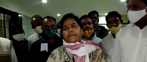 Скачать видео: मध्यप्रदेश में जगहों के नाम बदले जाने पर सियासत, पर्यटन एवं संस्कृति मंत्री उषा ठाकुर ने दिया ये बयान