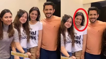 Aditya Narayan की शादी के बाद पहली तस्वीर आई सामने । इस हाल में नजर आई पत्नी  Shweta। Boldsky