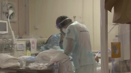 일본 코로나19 하루 사망자 45명으로 최다 기록 / YTN