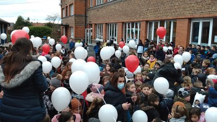 Quaregnon: saint Nicolas en visite à l'école Sainte-Bernadette