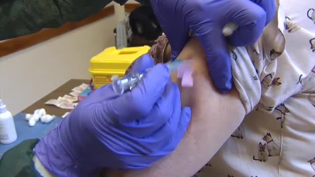 El CIS refleja que más de la mitad de los encuestados no se vacunaría inmediatamente