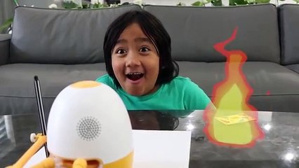 Ryan vs Robot Drawing Challenge! Learn to Draw for kids toy