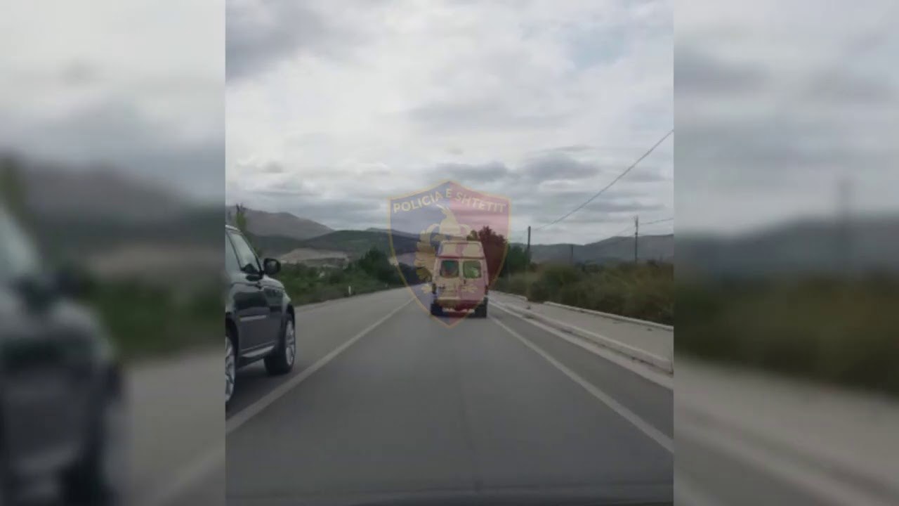 Policia Rrugore në aksion! Arrestohen 3 shoferë, pezullohen 35 patenta dhe vendosen 1052 gjoba