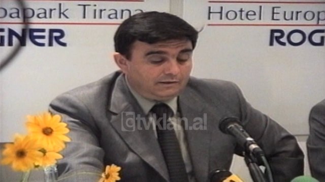 Ministri i Financave Angjeli i pergjigjet akuzave te Berishes per ekonomine - (23 Shtator 2000)