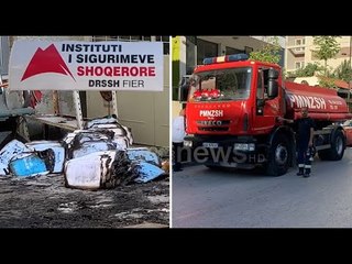 Ora News - Zjarr në katin e parë të Sigurimeve Shoqërore në Fier