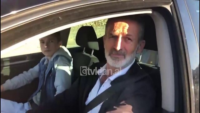 Turiste nga Kosova dynden drejt bregdetit shqiptar |Lajme-News