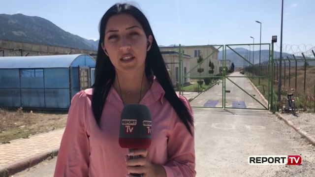 Report TV - 'Infektohet' burgu i Drenovës, 8 të dënuar pozitivë me COVID-19, dërgohen në Tiranë
