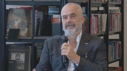 Ora News - Rama premton rritje rrogash edhe për mësuesit: Mos hapja e shkollave, pasoja tek fëmijët