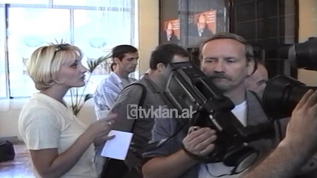 PS, Luan Rama: PD po pergatit incidente ne qendrat e votimit - (27 Shtator 2000)