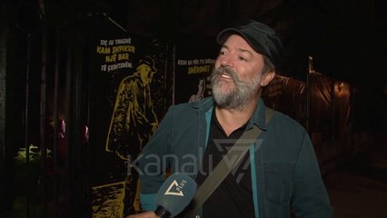 Descargar video: “KOKOFEST” NIS ME “PAS VDEKJES”, KOMEDIA E ÇAJUPIT TEK MËSONJËTORJA - News, Lajme - Kanali 7