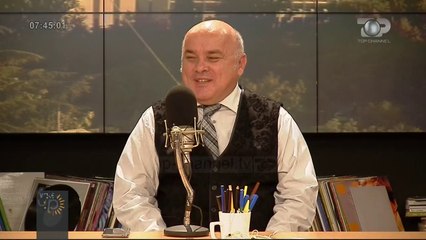 Wake Up/ Rrjeti Akademik: Pandemia nuk i trembi maturantët, dega e preferuar mjekësia