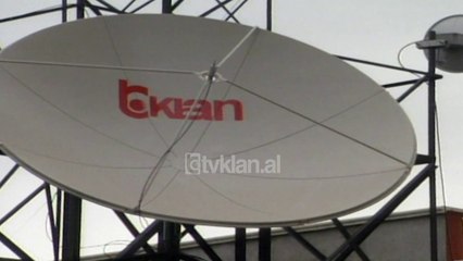 Tv Klan blen sherbimet Reuters (2 Tetor 2000)