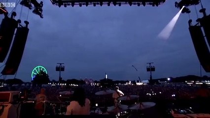 Kings of Leon - WALLS live