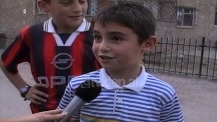 Intervista me femijet per votimet - (1 Tetor 2000)