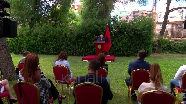 META REAGON PËR RAPORTIN E DASH-it, I KERKON SPAK-ut TË HETOJË - News, Lajme - Kanali 7