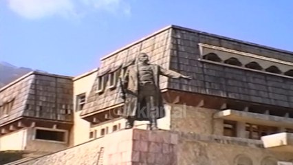 Qetesohet situata ne qytetin e Tropojes - (7 Tetor 2000)