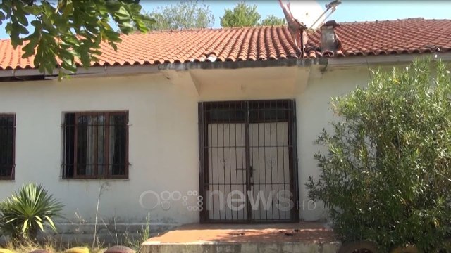Ora News - Nxënësve në Elbasan u duhet të bëjnë 5 km rrugë për të bërë mësim pasdite