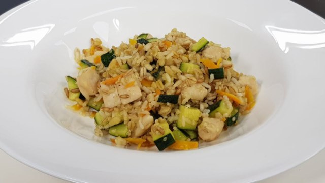 Oriz me fileto pule dhe perime nga zonja Vjollca