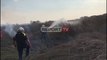 Zjarr në Fushë-Krujë, flakët përhapen nga era dhe rrezikojnë banesat në Kënetën e Dervenit