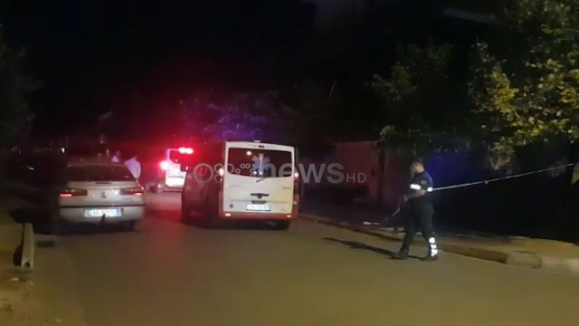 Ora News - E rëndë në Tiranë, burri vret me armë zjarri kunatën në banesë, policia në kërkim të tij