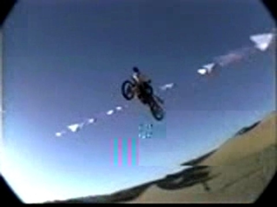 Moto - motocross freestyle video incidenti