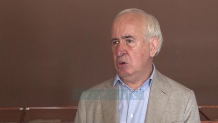 Ekspozohen 100 abetare shqipe/ Librat janë të periudhës 1844 deri në 1942 - Vizion Plus