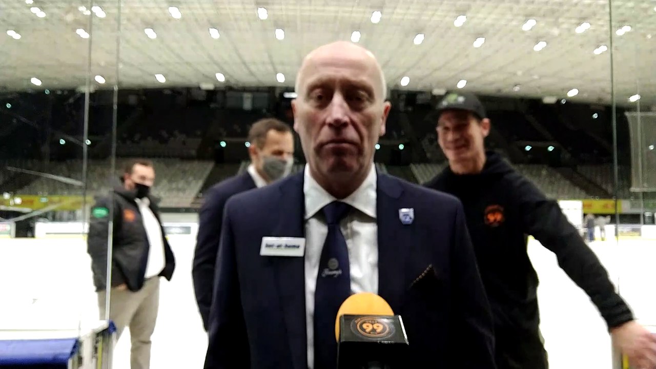 Runde 11: 99ers-Headcoach Doug Mason nach der knappen Niederlage gegen Salzburg