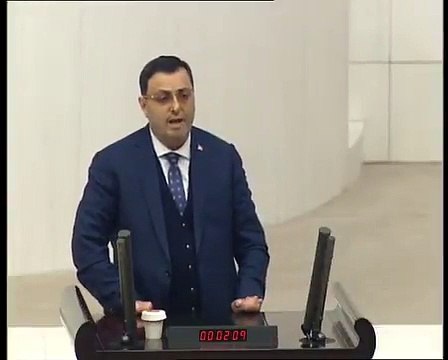 AKP'li vekilden Meclis'te alkış alan konuşma