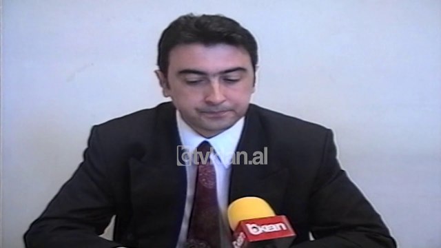 Zedhenesi i KQZ Aldrin Dalipi flet per zgjedhjet e balotazheve - (14 Tetor 2000)