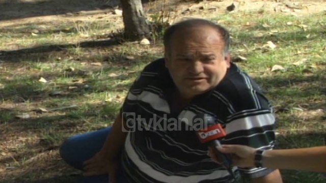 Njerezit te lodhur nga votimet, nuk votojne ne raundin e dyte te balotazhit - (15 Tetor 2000)