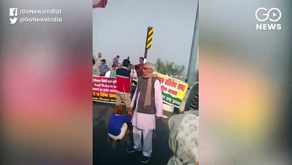 किसान आंदोलन: ऑल इंडिया किसान सभा के सदस्यों का आगरा एक्सप्रेसवे पर विरोध-प्रदर्शन